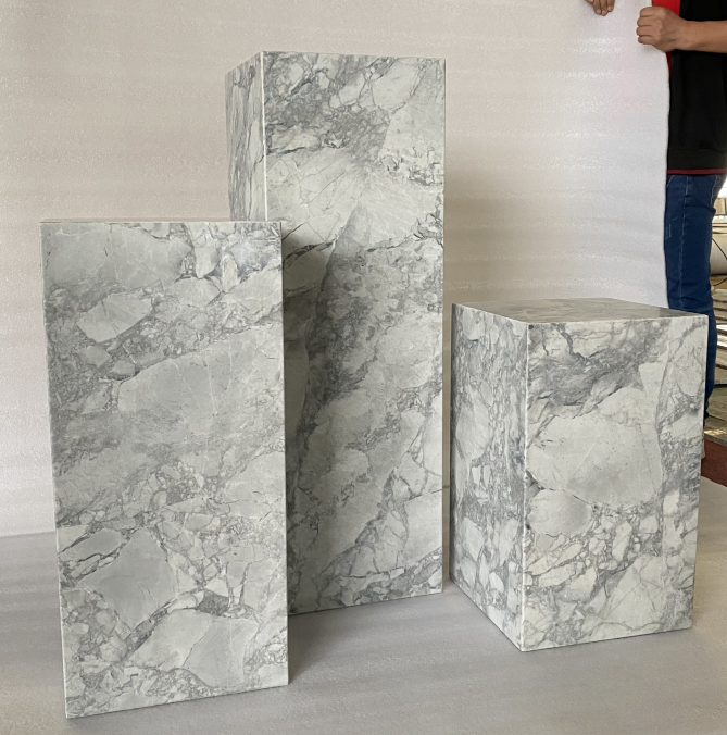 Marvelous Marble - Table Lise Luxury