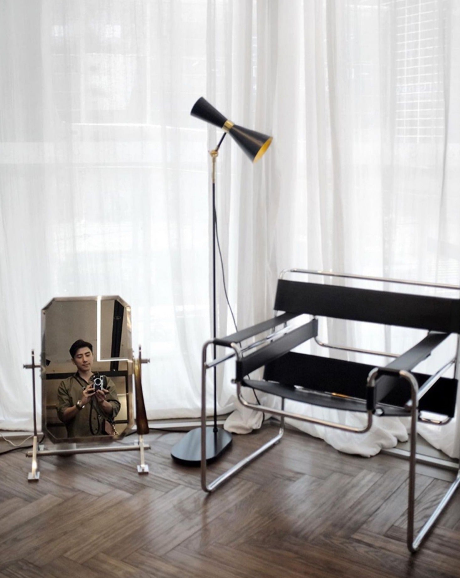 Virtuous Vasily - Chair