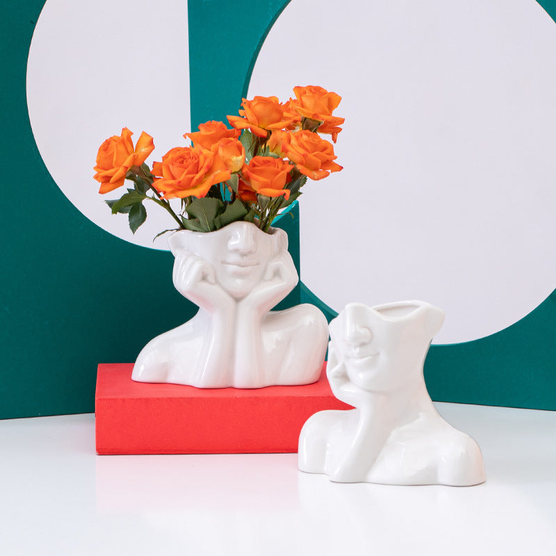 Heroic Hera Vase Lise Luxury