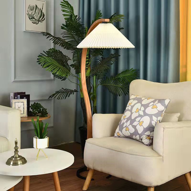 Mythical Mae - Design Lamp