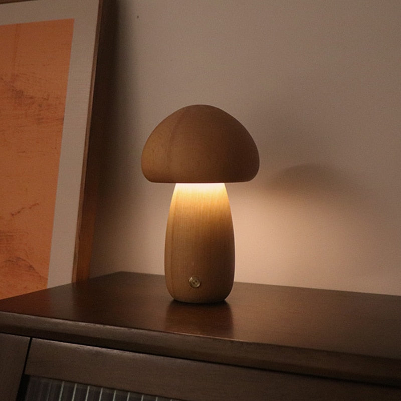 gorgeous Gracie mushroom lamp