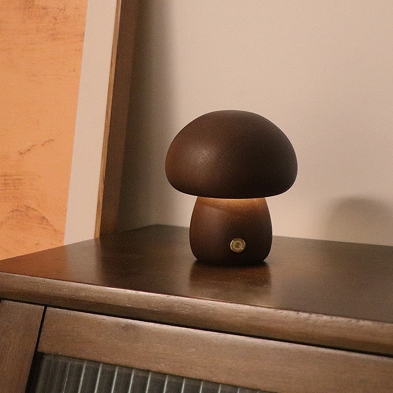 gorgeous Gracie mushroom lamp