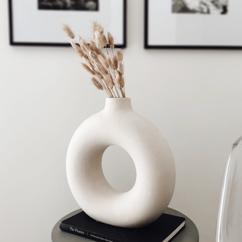 Jazzy Janet circular Vase