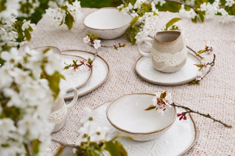 White Leaf - Dinner Set