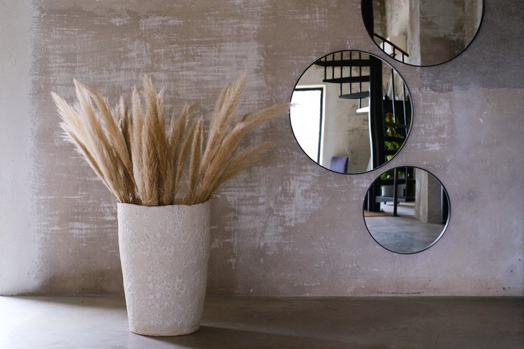 Xl Floor Vase Crater Moon Glaze