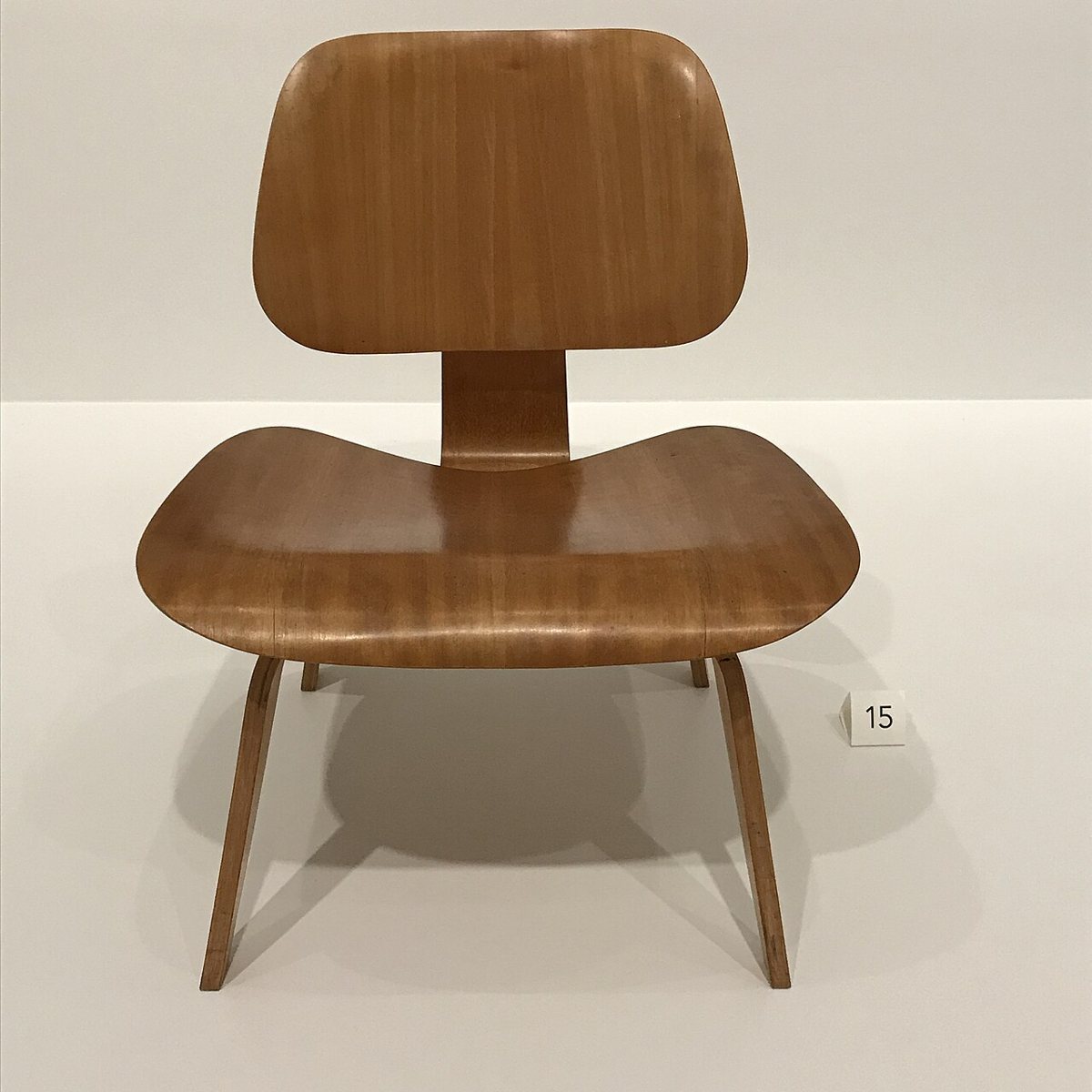 Eames LCW at the Art Institute of Chicago: sculptural form developed through shaped plywood.