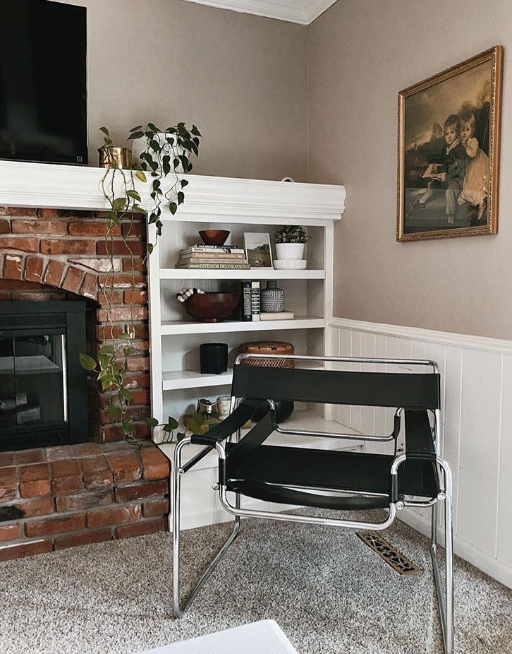 Virtuous Vasily - Chair