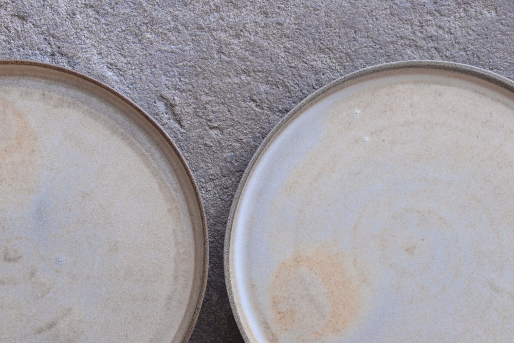 Beige Minimal Plate Set