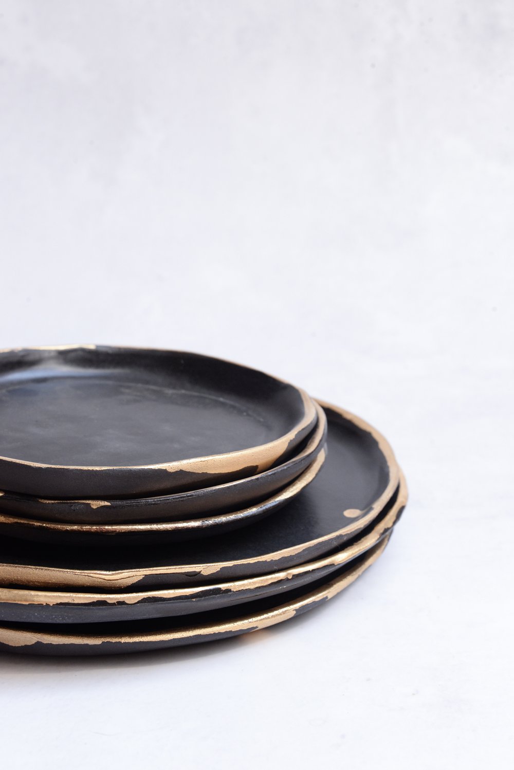 Dinner Set Black Stoneware With Gold Edge